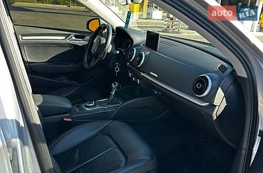 Седан Audi A3 2015 в Рівному