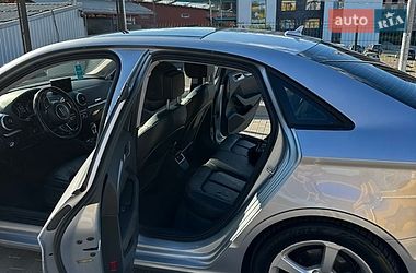 Седан Audi A3 2015 в Рівному