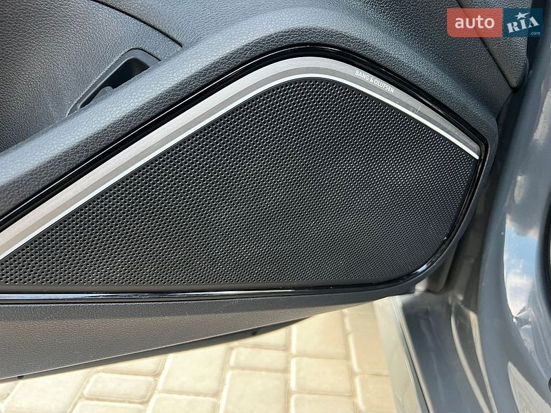 Седан Audi A3 2016 в Кривом Роге