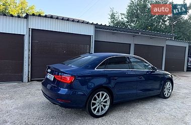 Седан Audi A3 2014 в Чернігові