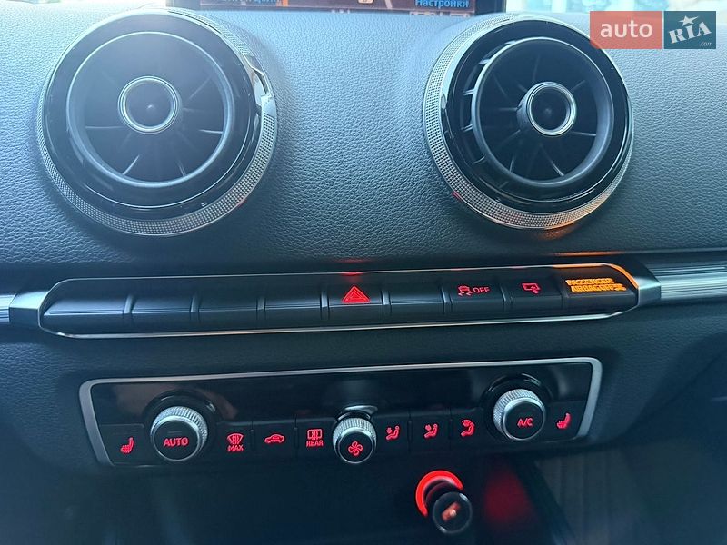 Седан Audi A3 2014 в Чернігові