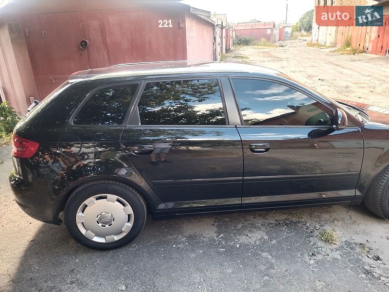 Хэтчбек Audi A3 2009 в Сумах