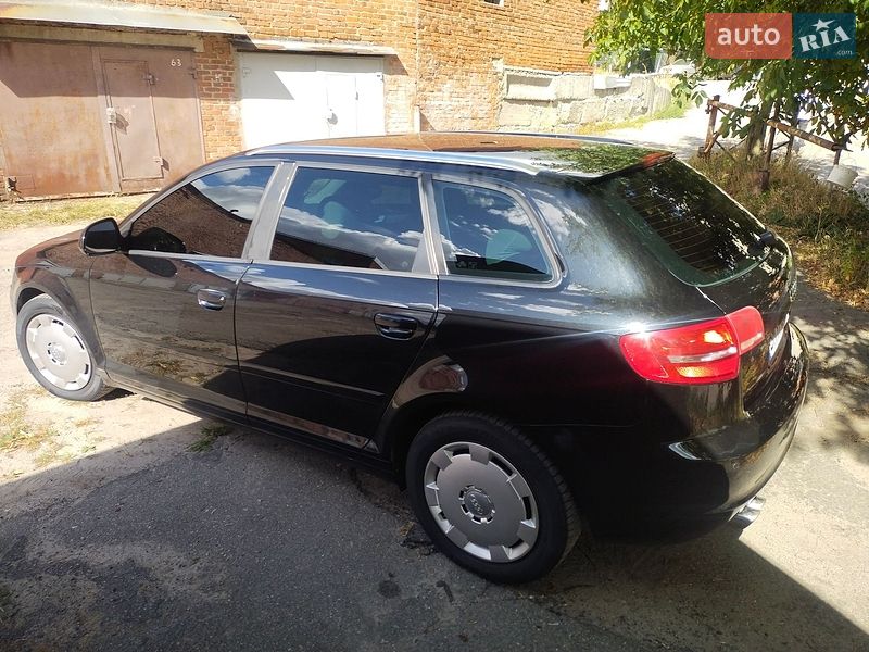 Хэтчбек Audi A3 2009 в Сумах