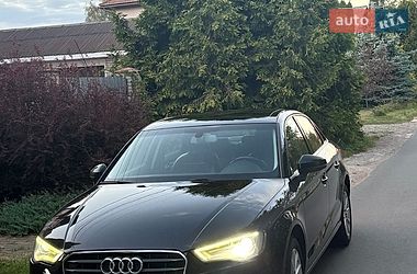 Седан Audi A3 2015 в Киеве