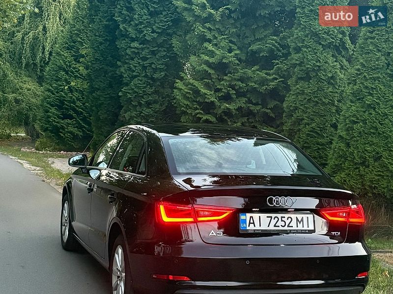 Седан Audi A3 2015 в Киеве