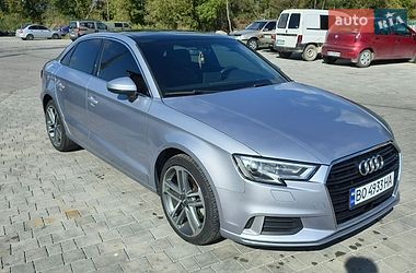 Седан Audi A3 2018 в Бродах