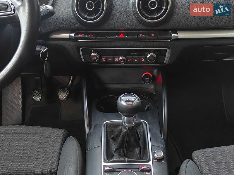Хэтчбек Audi A3 2014 в Львове