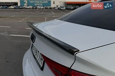 Седан Audi A3 2014 в Ужгороде
