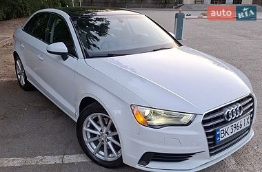 Седан Audi A3 2014 в Запорожье