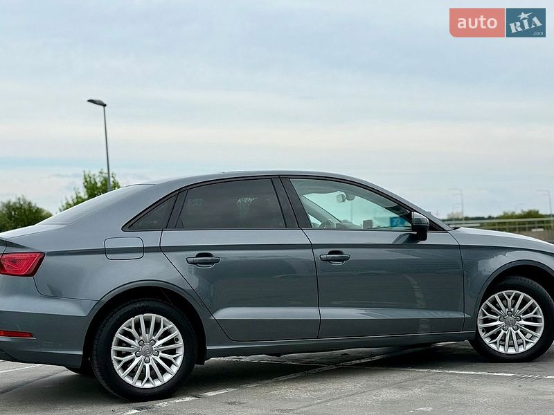 Седан Audi A3 2016 в Киеве фото 10 Седан Audi A3 2016 в Киеве