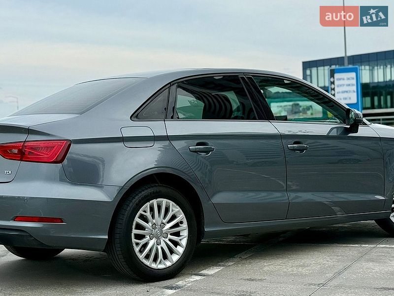 Седан Audi A3 2016 в Киеве фото 16 Седан Audi A3 2016 в Киеве