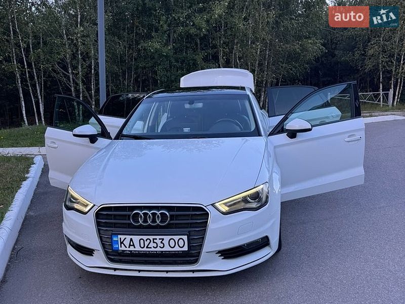 Седан Audi A3 2015 в Василькове
