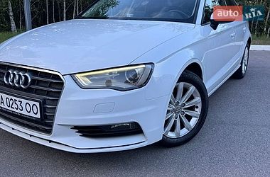 Седан Audi A3 2015 в Василькове