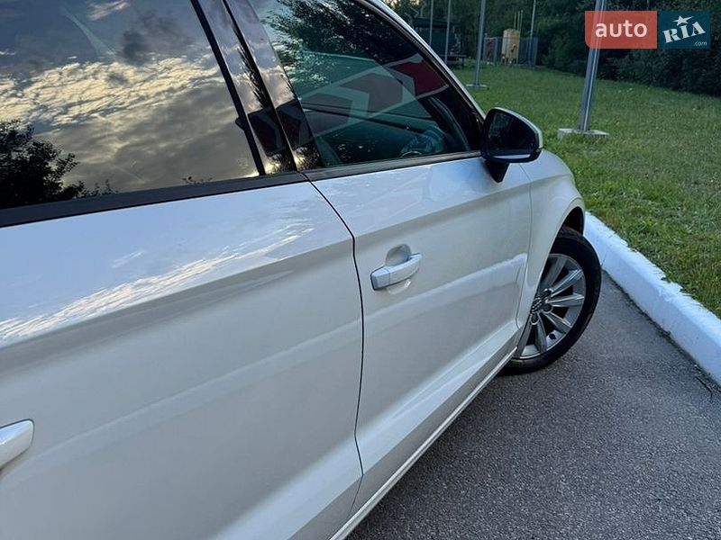 Седан Audi A3 2015 в Василькове