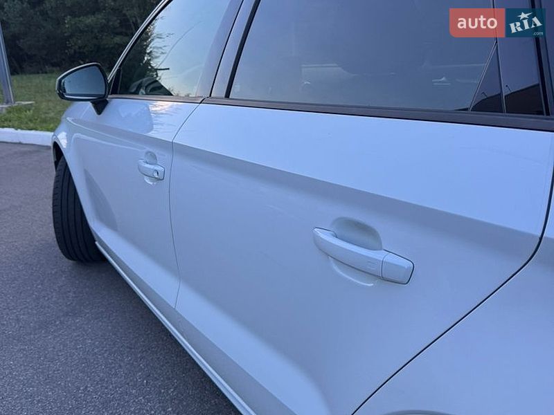 Седан Audi A3 2015 в Василькове