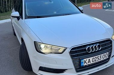 Седан Audi A3 2015 в Василькове