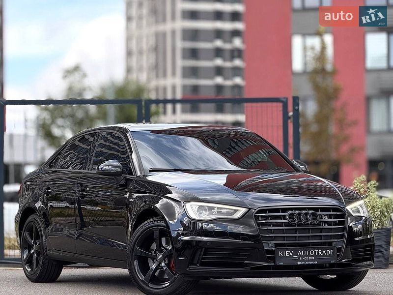Седан Audi A3 2015 в Киеве