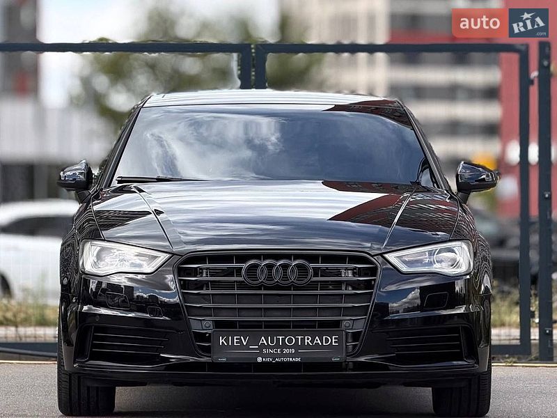 Седан Audi A3 2015 в Киеве