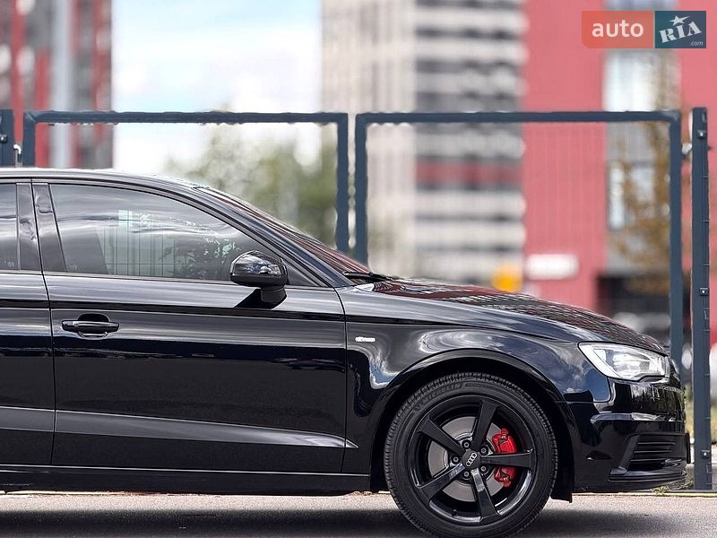 Седан Audi A3 2015 в Києві