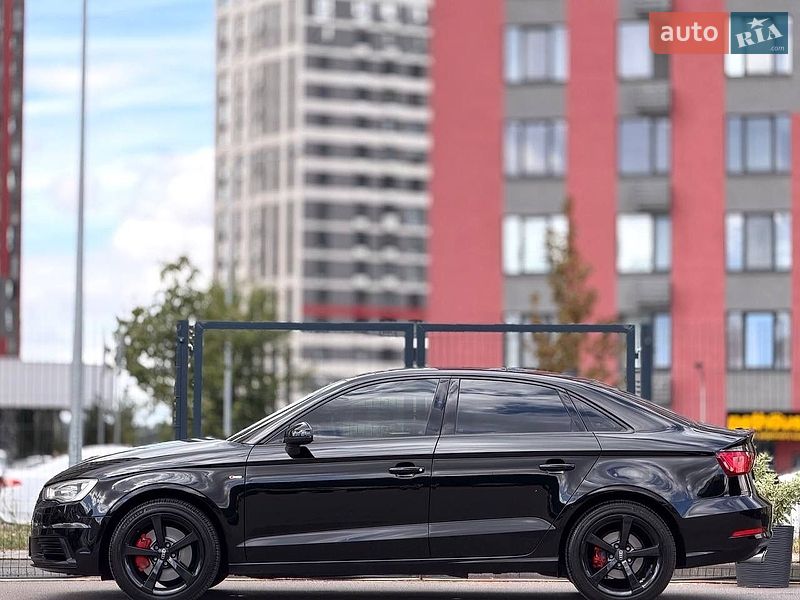 Седан Audi A3 2015 в Киеве