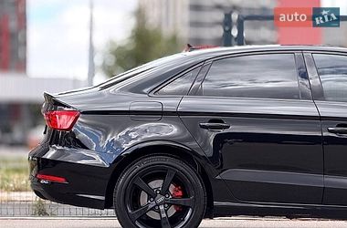 Седан Audi A3 2015 в Киеве