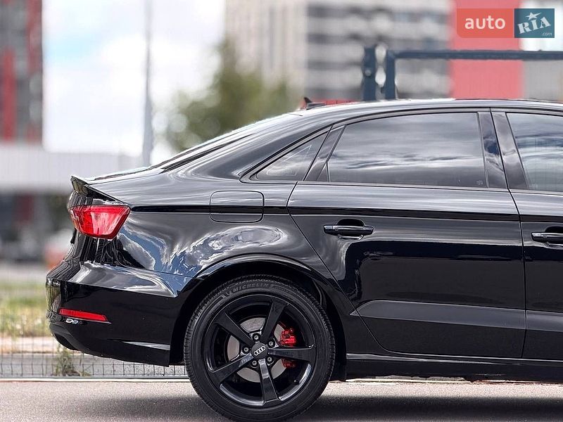 Седан Audi A3 2015 в Киеве