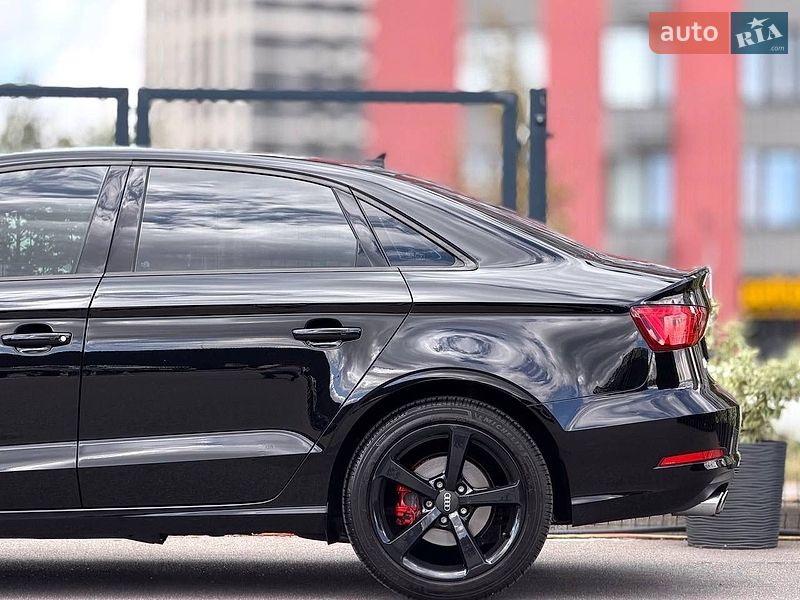 Седан Audi A3 2015 в Києві
