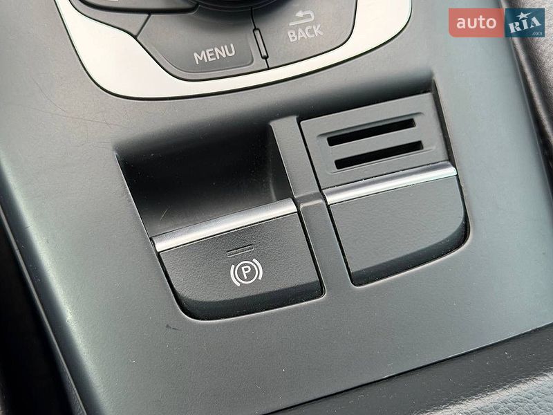 Седан Audi A3 2015 в Киеве