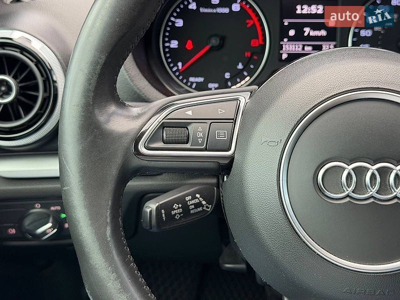 Седан Audi A3 2015 в Києві