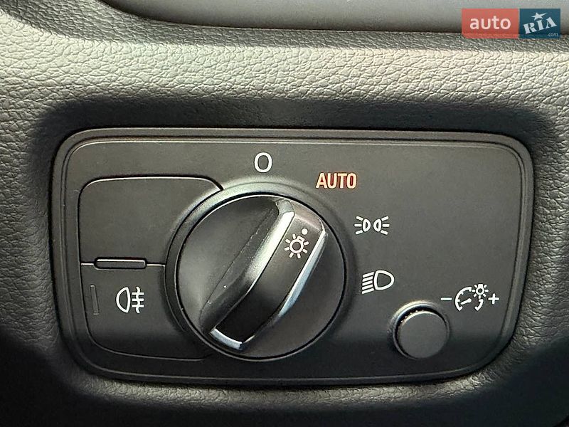 Седан Audi A3 2015 в Киеве