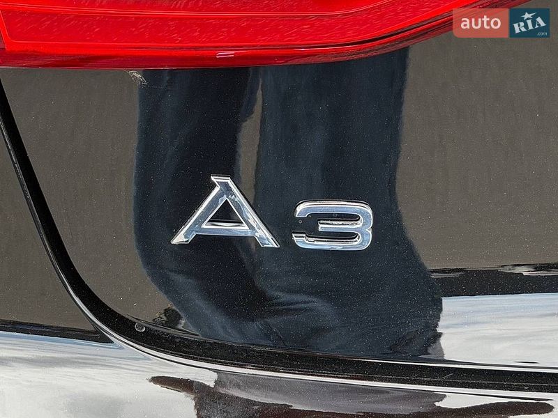 Седан Audi A3 2015 в Киеве