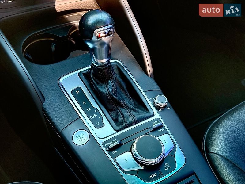 Седан Audi A3 2016 в Харькове