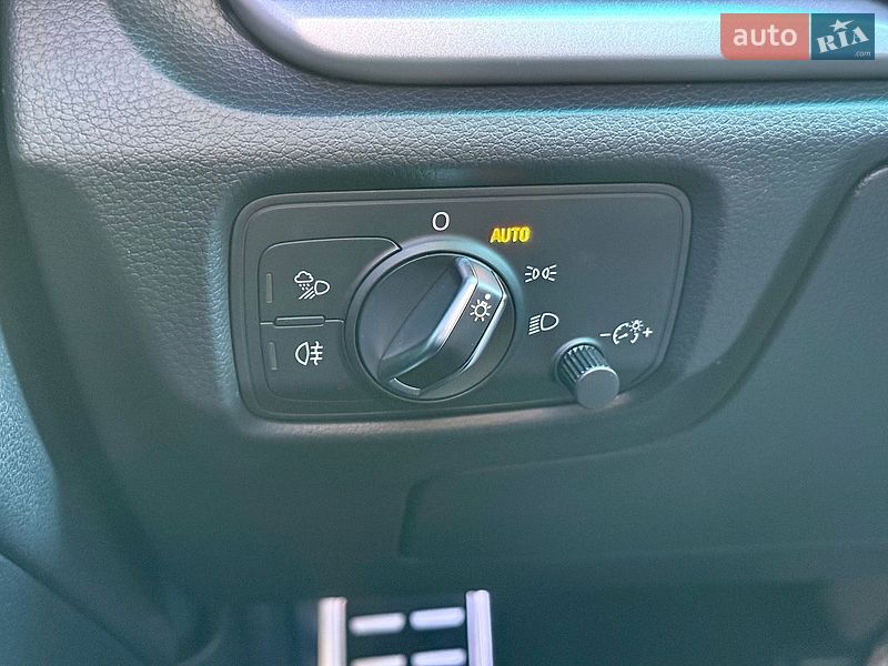 Седан Audi A3 2016 в Харькове