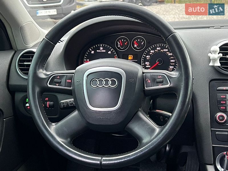 Хетчбек Audi A3 2011 в Рівному