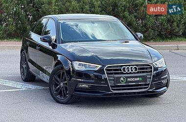 Седан Audi A3 2015 в Киеве