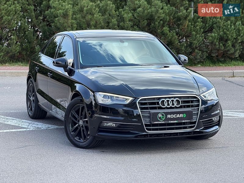 Седан Audi A3 2015 в Киеве