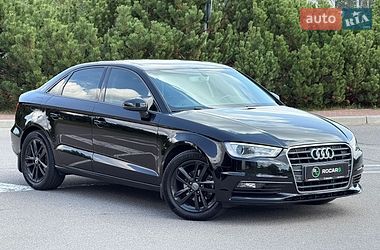 Седан Audi A3 2015 в Киеве