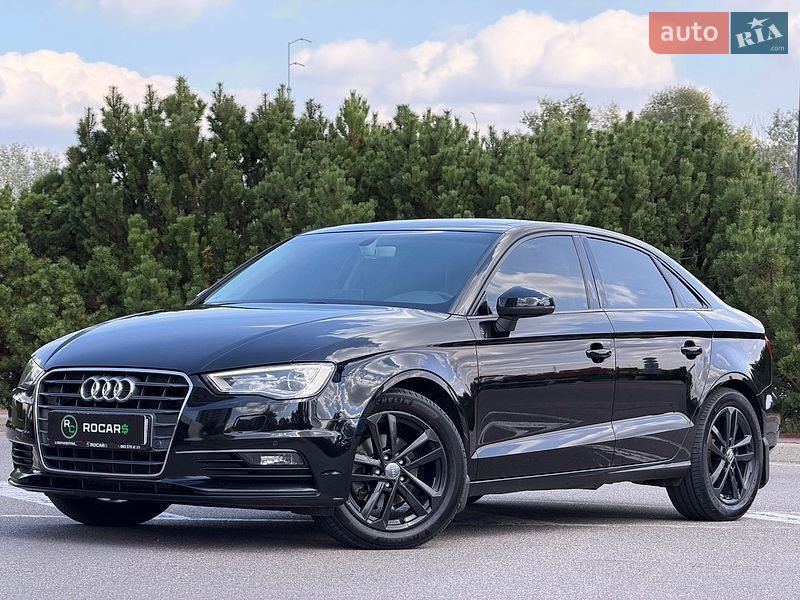 Седан Audi A3 2015 в Киеве