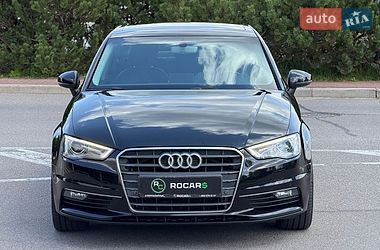Седан Audi A3 2015 в Киеве