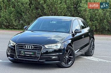 Седан Audi A3 2015 в Киеве