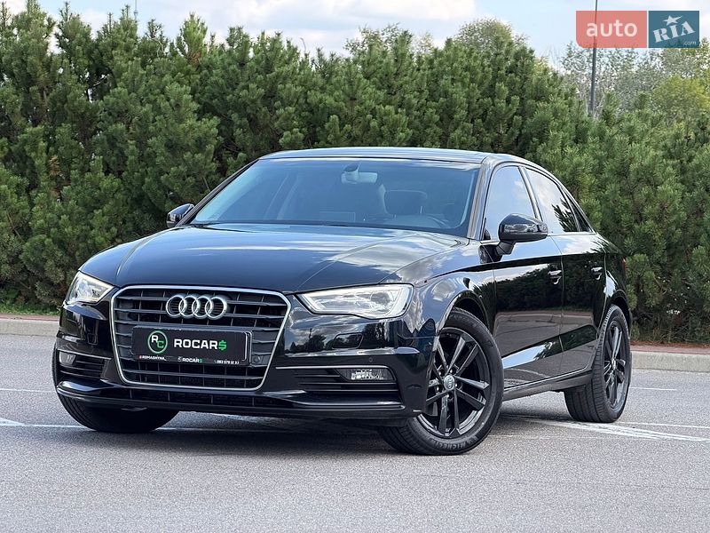 Седан Audi A3 2015 в Киеве
