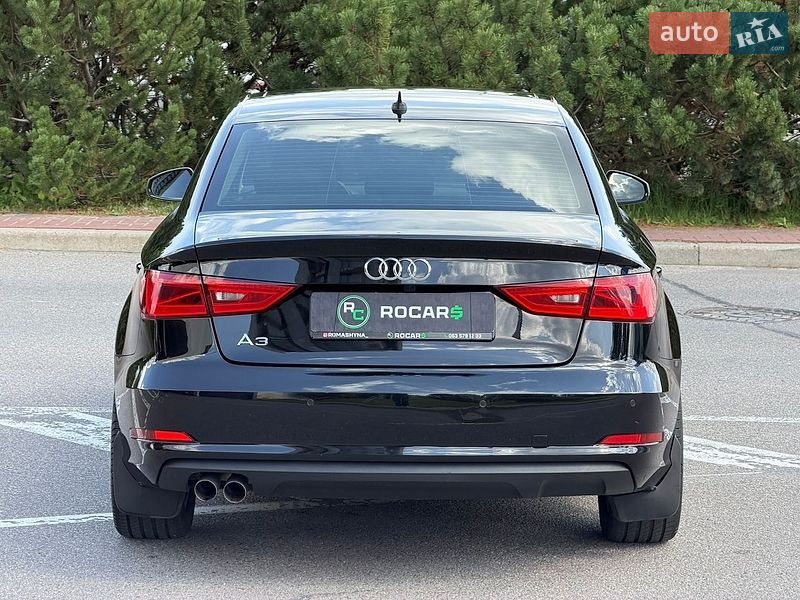 Седан Audi A3 2015 в Киеве