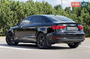 Седан Audi A3 2015 в Киеве