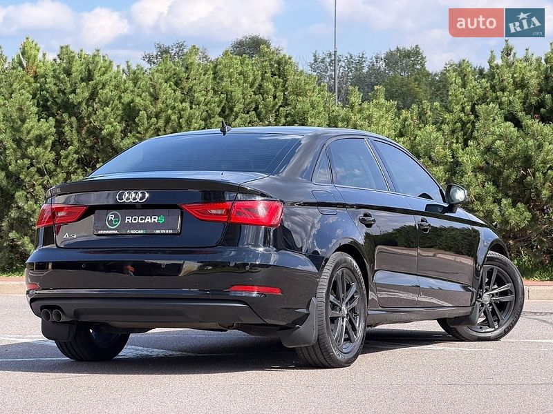 Седан Audi A3 2015 в Киеве