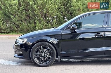 Седан Audi A3 2015 в Киеве