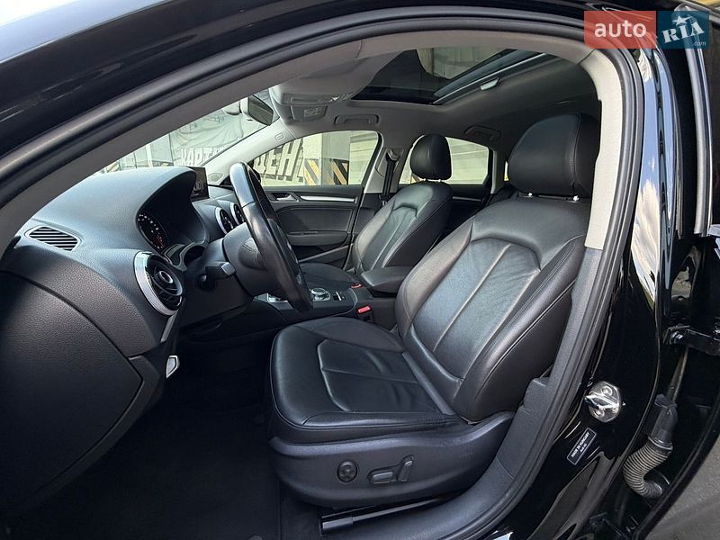 Седан Audi A3 2015 в Киеве