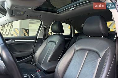 Седан Audi A3 2015 в Киеве