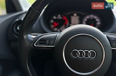 Седан Audi A3 2015 в Киеве