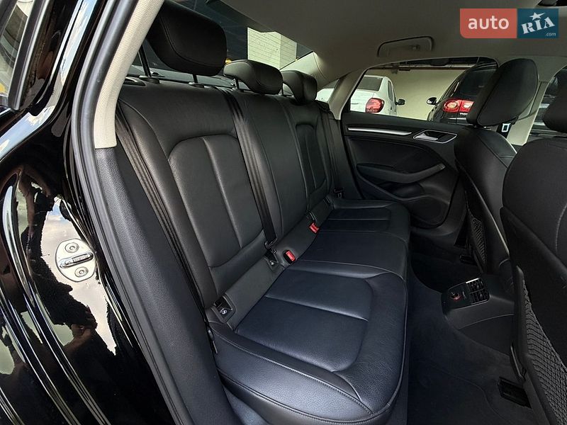 Седан Audi A3 2015 в Києві