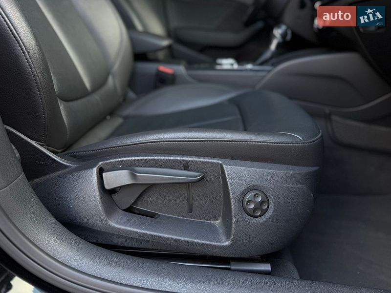 Седан Audi A3 2015 в Киеве